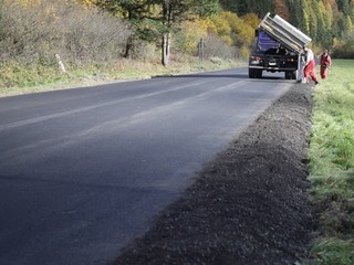 Obnova cesty na Poľanu pokračuje, Lesy SR upozorňujú na bezpečnosť