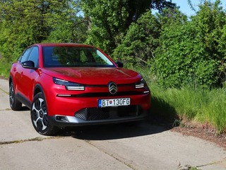 TEST: Citroen C4 PureTech 130 - posledný svojho druhu s meničovým automatom