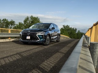 TEST: Dongfeng Forthing U-Tour – Prečo je čínske auto novou Alhambrou?