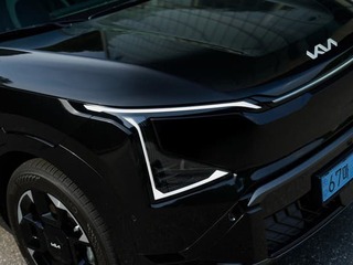 Kia EV5 prichádza. Praktické SUV s dojazdom cez 500 km