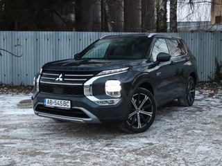 TEST: Mitsubishi Outlander - nový, väčší, silnejší, prémiovejší