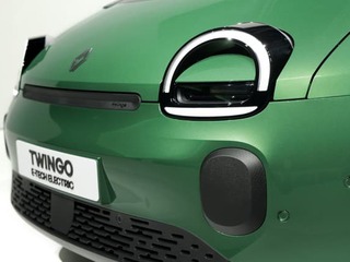 Renault Twingo je späť. Európsky, lacný, praktický a usmiaty