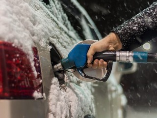 Žerie auto v zime viac? 7 príčin, ktoré nie sú len o mraze