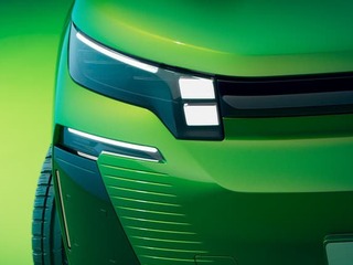 Citroën C5 Aircross ukazuje odvahu vzhľadom, ale prvýkrát bude aj elektrický