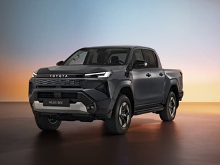 Nová Toyota Hilux: Nafta, Benzín, Elektrina, Vodík