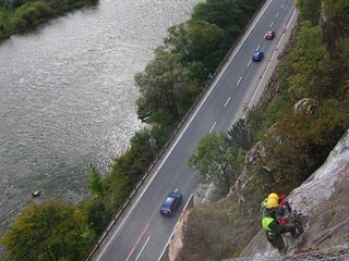 Správa ciest vyhlásila tender na sanáciu svahu pod hradom Strečno