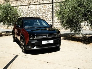 PRVÁ JAZDA: Renault 4 Plein Sud ukazuje, že autá nemusia byť komplikované, aby boli zaujímavé