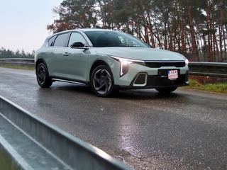 TEST: Kia K4 - namiesto praktického Európana rozšafný Američan