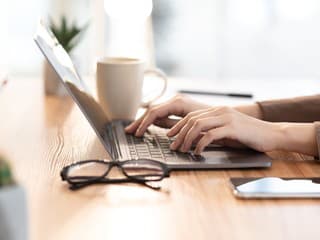 Dobrovoľníčka z východu pomáha pátrať po nezvestných: Analyzuje sociálne siete a zachraňuje životy