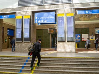 Veľká zmena pre cestujúcich v Žiari nad Hronom: Lístky na vlak už len online alebo v pošte