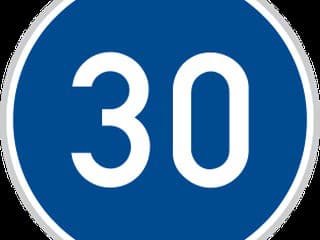 Nitra rozšírila zóny s rýchlostným limitom 30 km/h: Dotkne sa to vyše dvadsiatky ulíc v centre