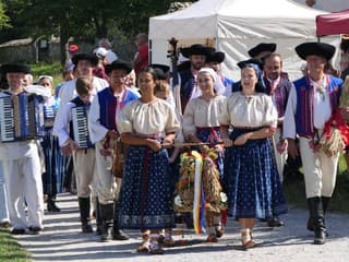 Dožinky v Turej Lúke už tento víkend: Folklór, žatva aj tradičné remeslá pre celú rodinu