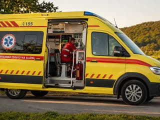 Horúčavy spôsobili na Slovensku desiatky kolapsov: Záchranári v sobotu zasahovali pri 56 prípadoch