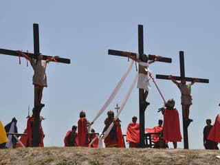 Veľký piatok na Slovensku: Kresťania si pripomínajú utrpenie a smrť Ježiša Krista, platí prísny pôst