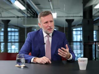 ROZHOVOR O férovejšom parkovaní hovorí až pred voľbami, odkazuje Vallovi jeho protikandidát Winkler