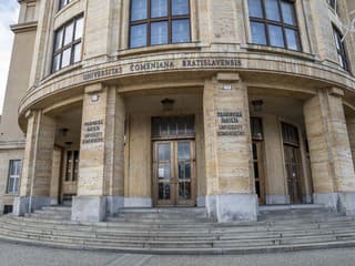 Univerzita Komenského spúšťa unikátny hokejový program s Fínmi – prinesie dvojitý diplom trénerom