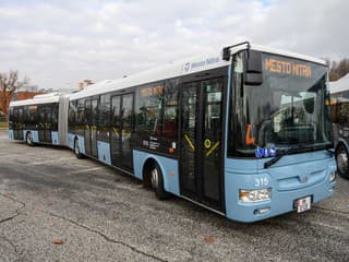 Veľké zmeny v autobusovej doprave na východe: Nové cestovné poriadky a výhody pre cestujúcich