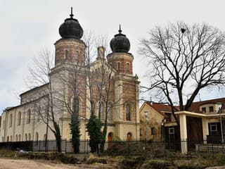 Trnavský rínek sa vo svojej vianočnej podobe vracia do priestorov synagógy