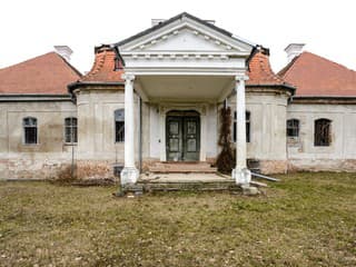 Esterházyovský kaštieľ v Želiezovciach znovu ožil: Po rekonštrukcii privítal stovky návštevníkov