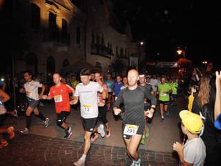 Večerný Nitra Night Run už čoskoro: Stovky bežcov ovládnu centrum mesta a prinesú energiu i hudbu