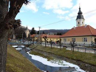 Evanjelici si dnes pripomínajú Pamiatku reformácie: Biskupi upozorňujú na duchovnú krízu spoločnosti