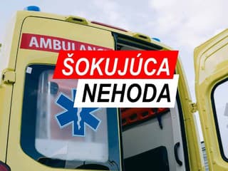 HROZNÉ NEŠŤASTIE na ceste: Zrazil sa autobus s autom, odhodilo ho do chodkyne! Hlásia zranenia, mrazivé detaily