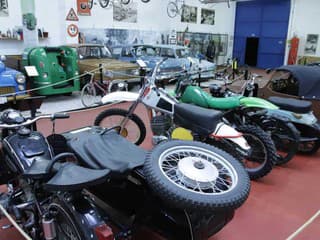 V Topoľčanoch otvorili výstavu historických bicyklov a motocyklov: Pozrite si unikáty z minulého storočia