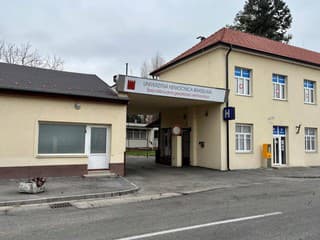 Bratislavské mestské zastupiteľstvo žiada zachovať oddelenie dlhodobo chorých v Podunajských Biskupiciach