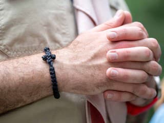 Kňaz Michal Bodnár vystavuje unikátnu zbierku historických harmónií v Prešove: Najstarší kúsok má vyše 150 rokov