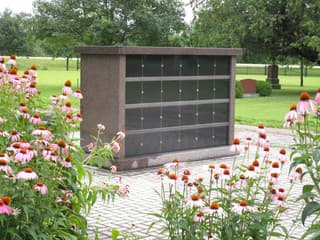 Piešťany riešia nedostatok miest na cintorínoch: Na Žilinskej ceste otvorili nové kolumbárium