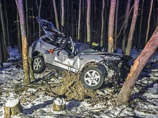 Tragická nehoda medzi Košicami a Baškou: Vodič neprežil, žena v nemocnici s ťažkými zraneniami