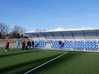 Medzev chce nové futbalové ihrisko a šatne pre mládež – žiada dotáciu, podpísali už aj zmluvu