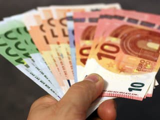 Policajti vyšetrujú okolnosti podvodu: Muž prišiel o viac ako 100-tisíc eur!