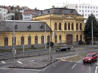 Ministerstvo zahraničných vecí odmieta, že by zakázalo diplomatom účasť na rokovaniach o tribunáli