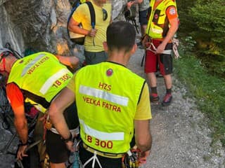 Dráma v Lúčanskej Malej Fatre: Muža zasypala zem vo výkope, zasahovali všetky záchranné zložky