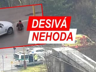 VIDEO HRÔZOSTRAŠNÁ NEHODA Auto zrazilo človeka, ktorý nemôže chodiť: Pod podvozkom ho tlačilo desiatky metrov!