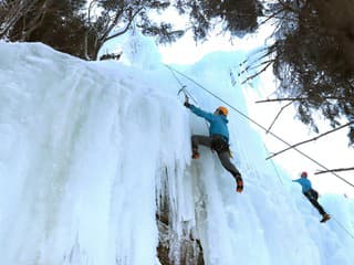 Na Skalke pri Kremnici otvorili veľký ľadopád: Lezenie povolené, platia však prísne pravidlá