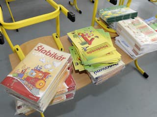 Školy získajú rekordných 28 miliónov eur na učebnice a zošity pre nový školský rok