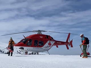 Pozor počas jarných prázdnin: Záchranári varujú pred častými úrazmi na svahu aj ľade