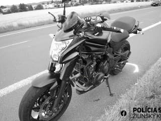 FOTO Tragický stret so zverou: Len 20-ročnému motorkárovi vbehlo do dráhy zviera, prišiel o život