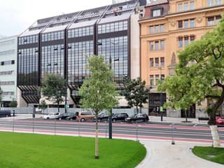 Bratislavský OD Dunaj na Námestí SNP prechádza veľkou premenou: Pozrite, čo všetko sa mení pred otvorením
