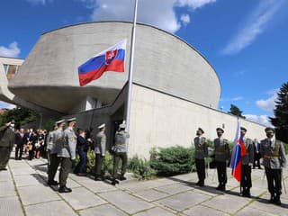 Odkaz SNP 82 rokov po povstaní: Slobodu a mier musíme chrániť aj dnes, varuje ZMOS