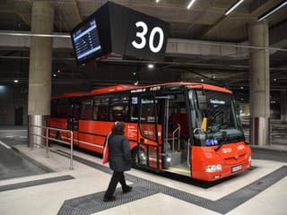 Viaceré dopravné spoločnosti posilnia spoje v mestách počas sviatkov