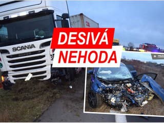 FOTO DESIVÁ ZRÁŽKA Mladá šoférka sa zrazila s 2 KAMIÓNMI! Auto odhodilo do poľa, zostal z neho iba šrot