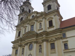 Púť za kňazov v Šaštíne: Dnes vyvrcholí 40 dní modlitieb, vystavia aj relikviu