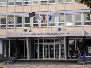 Začína sa nový akademický rok na UKF v Nitre: Inaugurácia nového rektora a stovky študijných programov