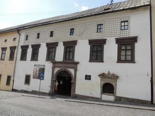 Banská Štiavnica: Komentovaná vychádzka odhalí príbehy profesorov na historických cintorínoch