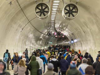 Tunel Višňové sprístupnili verejnosti: FOTO Pozrite sa, ako vyzerá najdlhší tunel na Slovensku