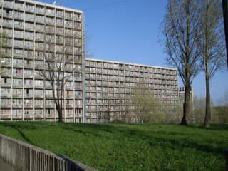 Veľká rekonštrukcia internátu Ľ. Štúra v Bratislave: UK finišuje s prácami, študentov čakajú nové izby