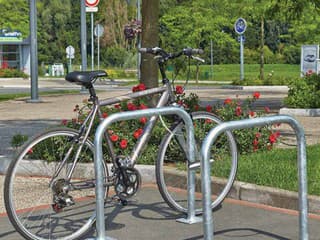 Prešovský kraj postaví nové cykloprístrešky a stojany: Poznáme presné lokality aj školy